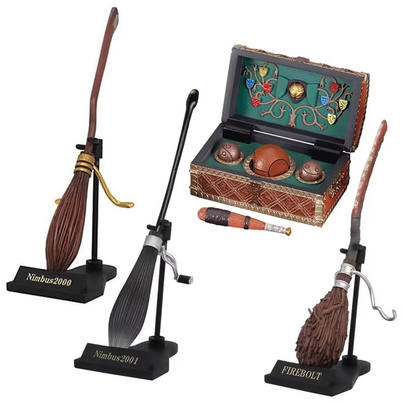TOMY Originale Set di 4 Giocat - Model Kit Harry Potter recensione e prezzo